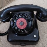 Telefon vechi, old,retro, de colectie, de decor din bachelita